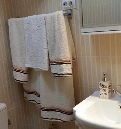 Apartman Secer Sokak Surcin